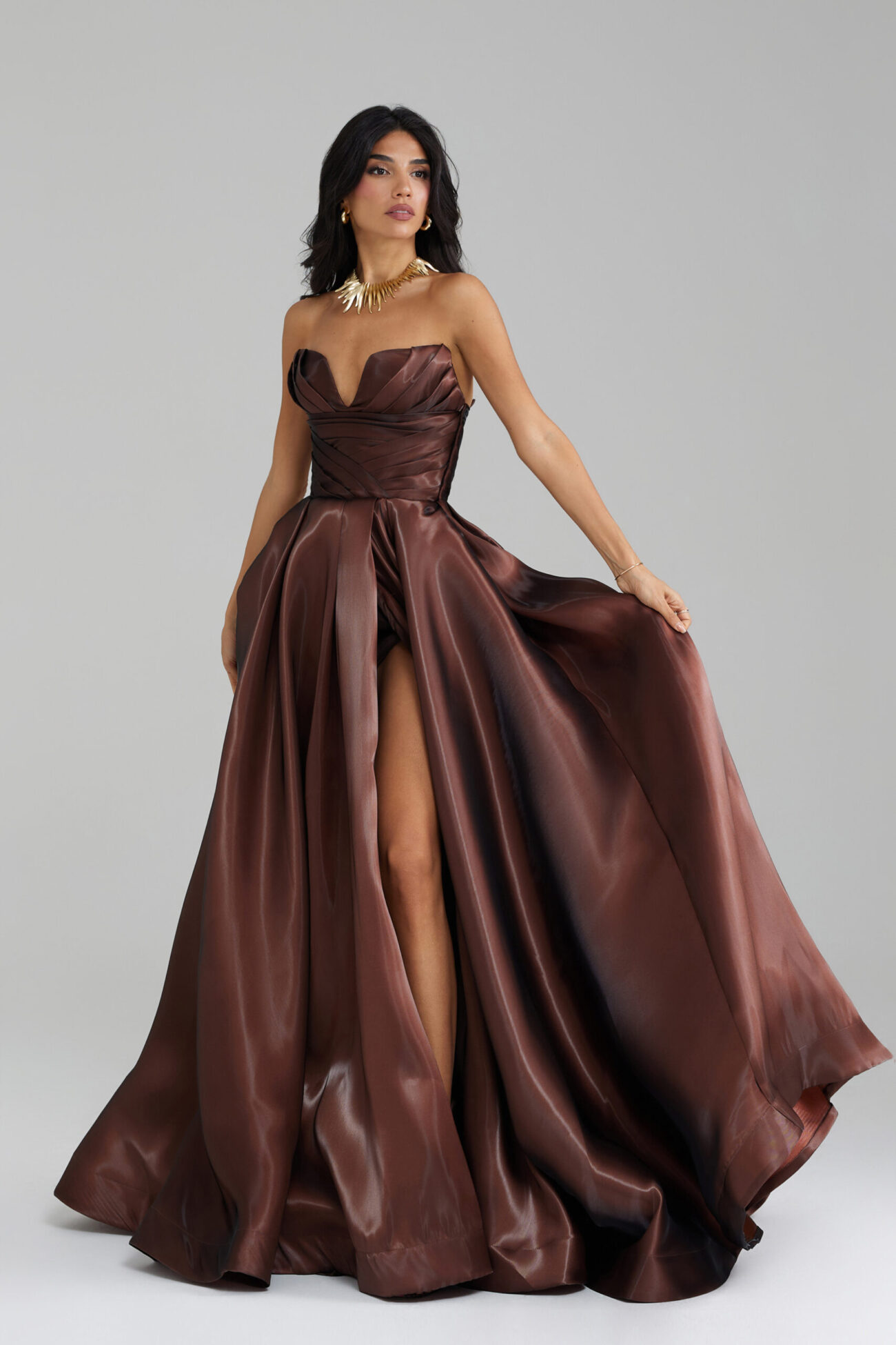 Front picture of Ôzé by THD Demi dress in Brown 2