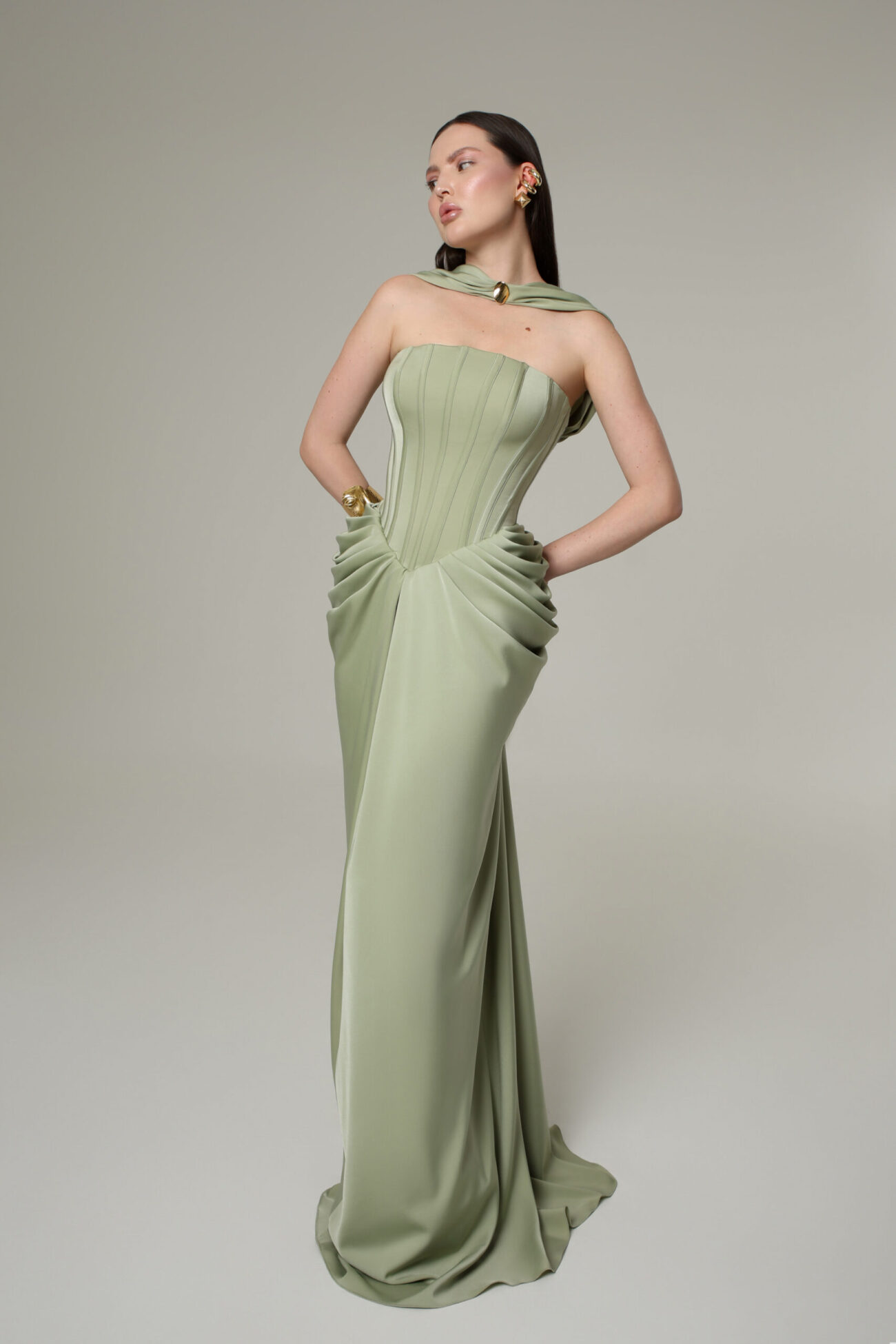 Front picture of Ôzé by THD dress Ayana in Green