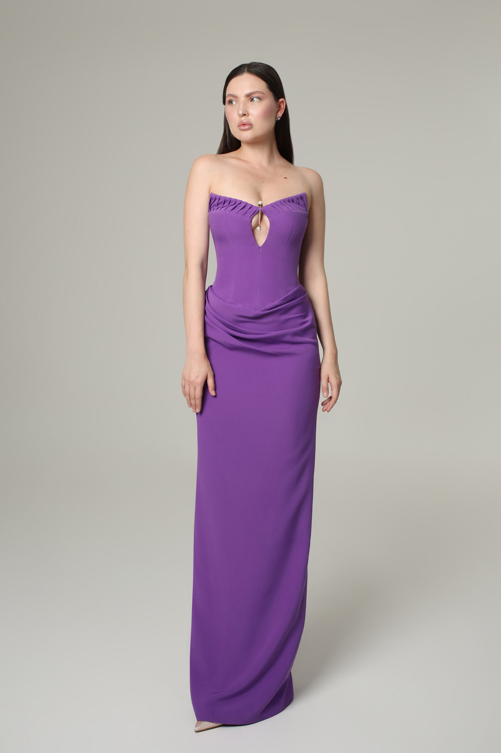 Front picture of Ôzé by THD dress Kaia in purple without accessories