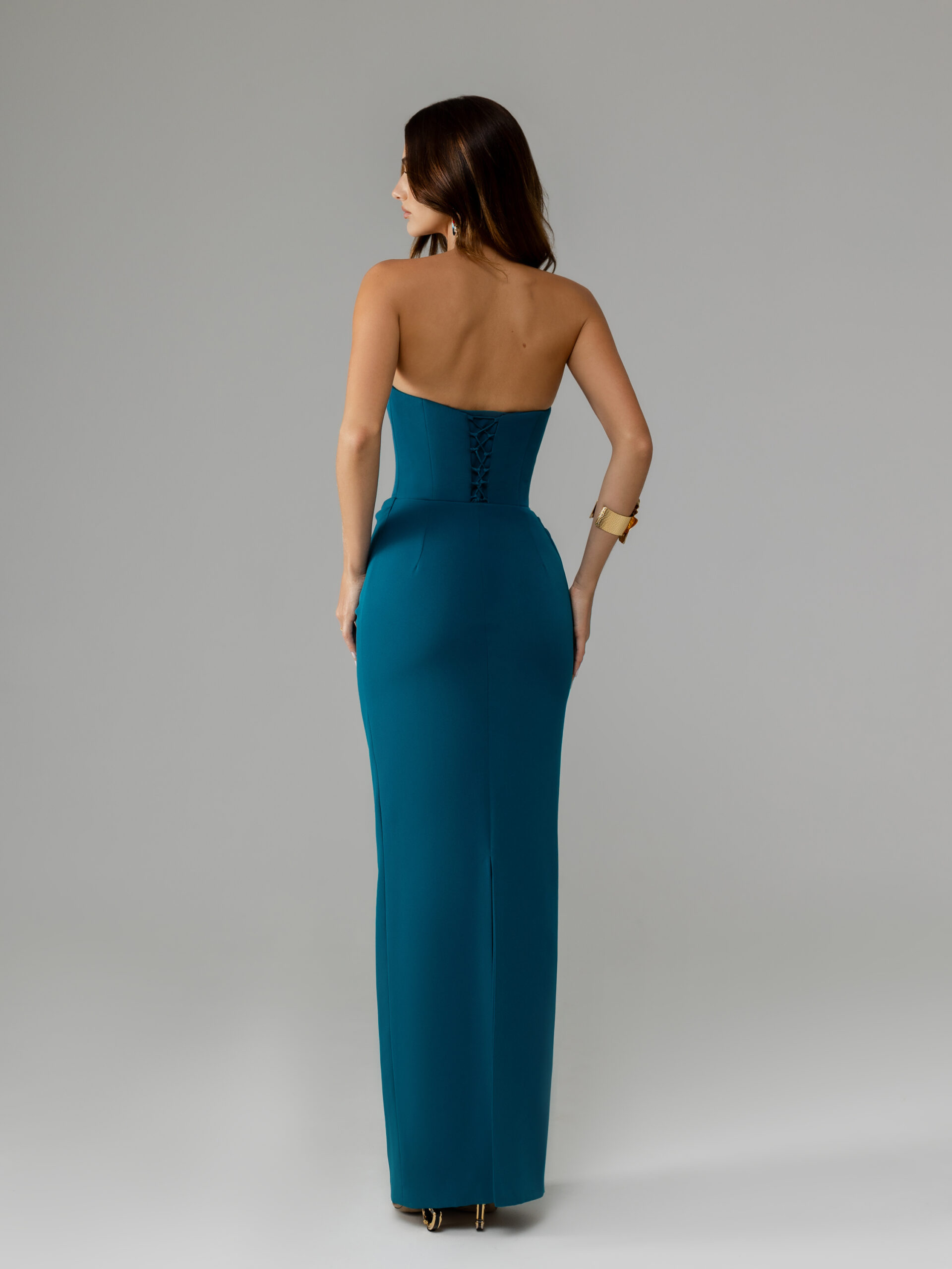 Back picture of oze by THD dress Sienna in blue patrol without accessories